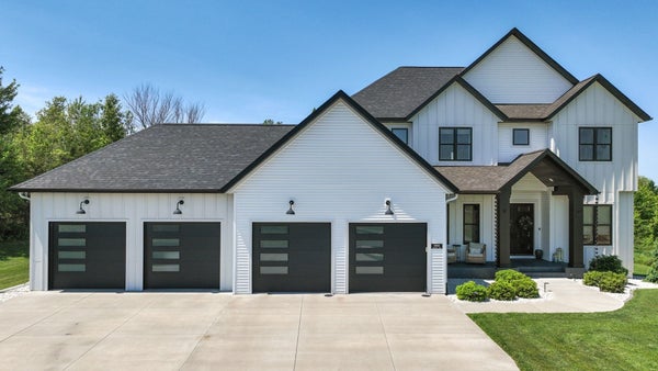 S8908 CHESTNUT RD, EAU CLAIRE, WI 54701 - Image c5a30ae22abc3609e7ba98e4c4bc35ea/116580435