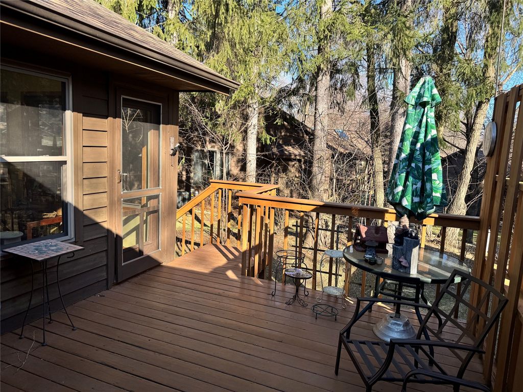 Photo of 945 Cambridge Court, Altoona, WI 54720 (MLS # 1599956)