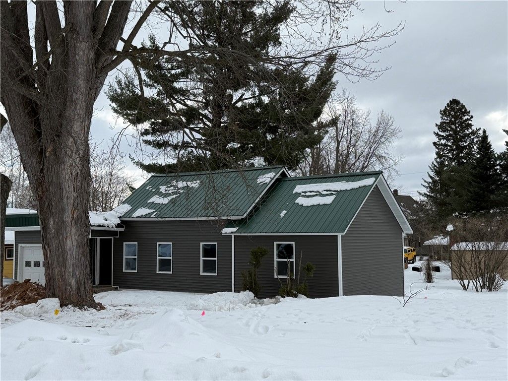 Photo of 206 7th Avenue, Shell Lake, WI 54871 (MLS # 1598221)