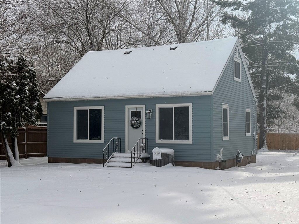 Photo of 2607 Crescent Avenue, Eau Claire, WI 54703 (MLS # 1597561)