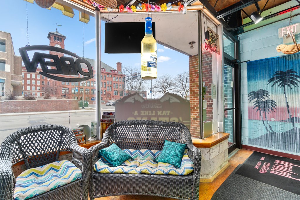 719 S Broadway Street