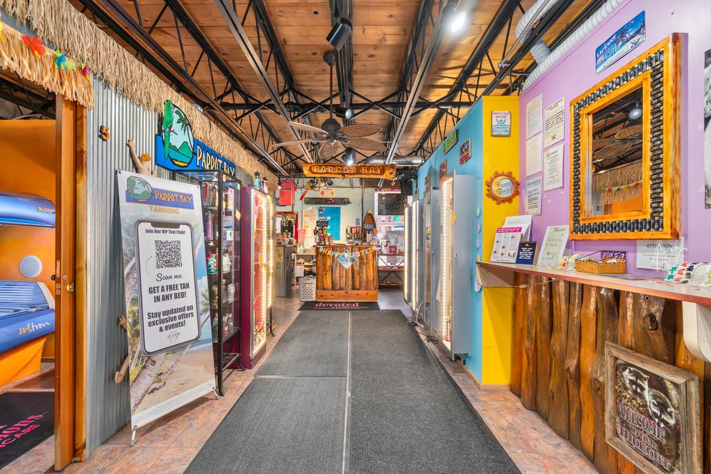 719 S Broadway Street