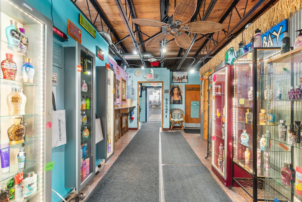 719 S Broadway Street