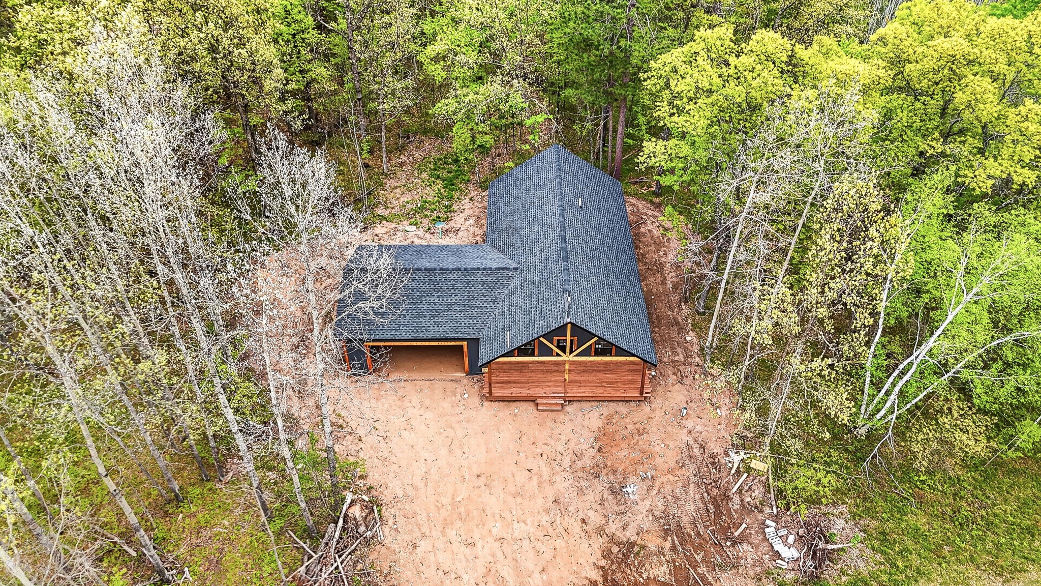 4394 Eagle's Nest Road