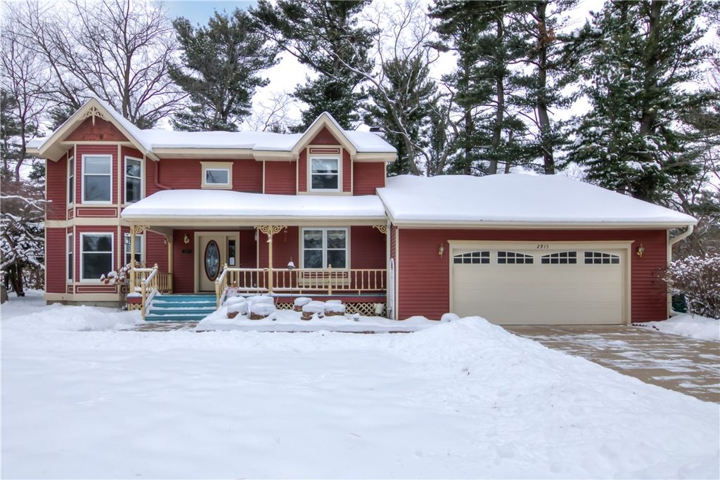 Photo of 2915 Plum Tree Circle N, Menomonie, WI 54751 (MLS # 1594366)