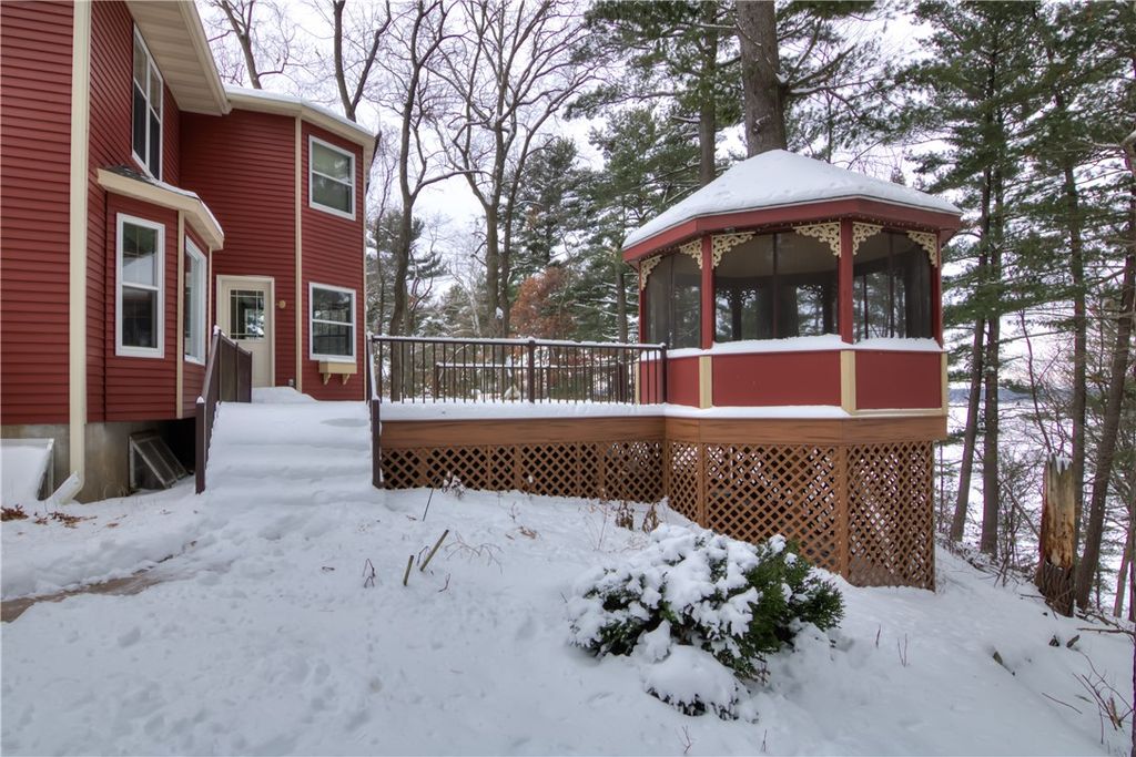 Photo of 2915 Plum Tree Circle N, Menomonie, WI 54751 (MLS # 1594366)