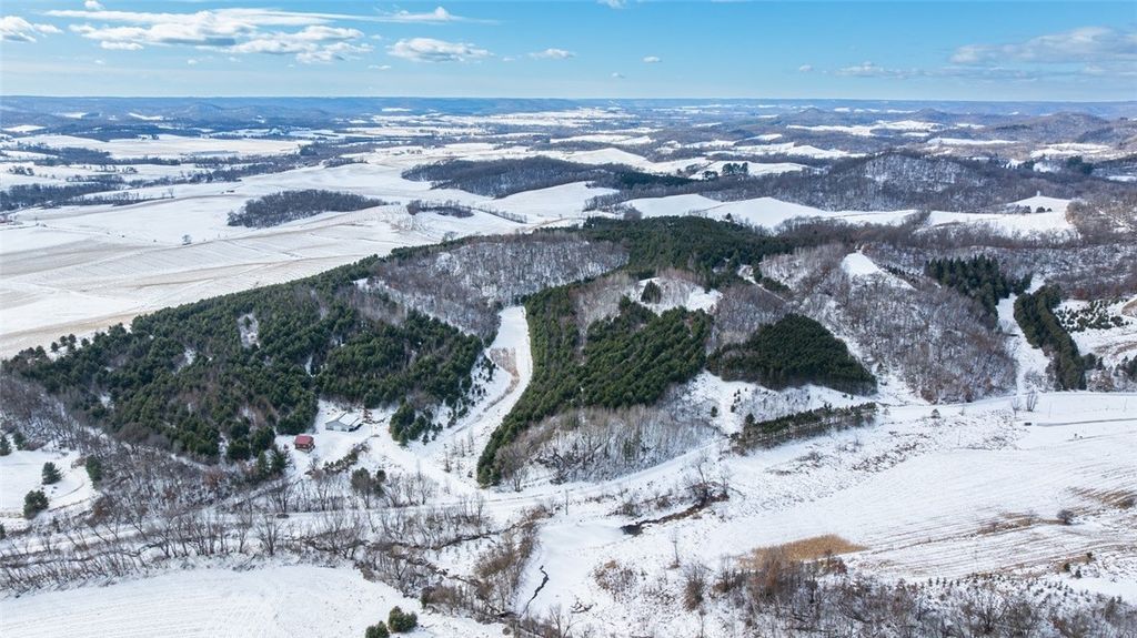 Photo of S707 Lovely Road, Mondovi, WI 54755 (MLS # 1598388)