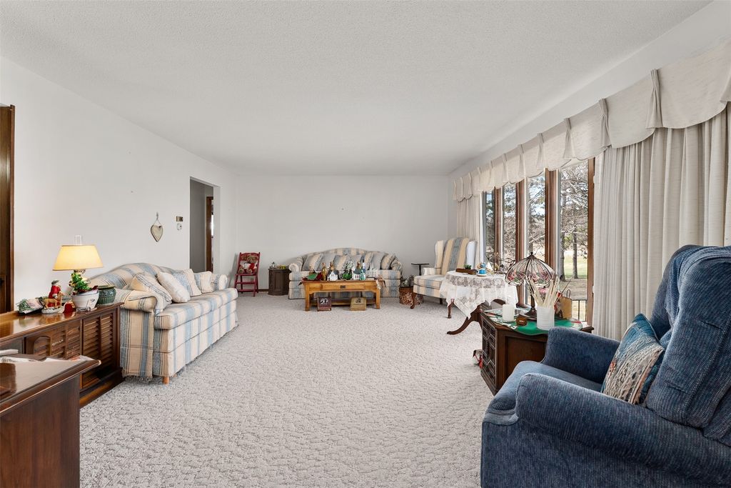 Photo of 4731 N Clairemont Avenue, Eau Claire, WI 54703 (MLS # 1599992)