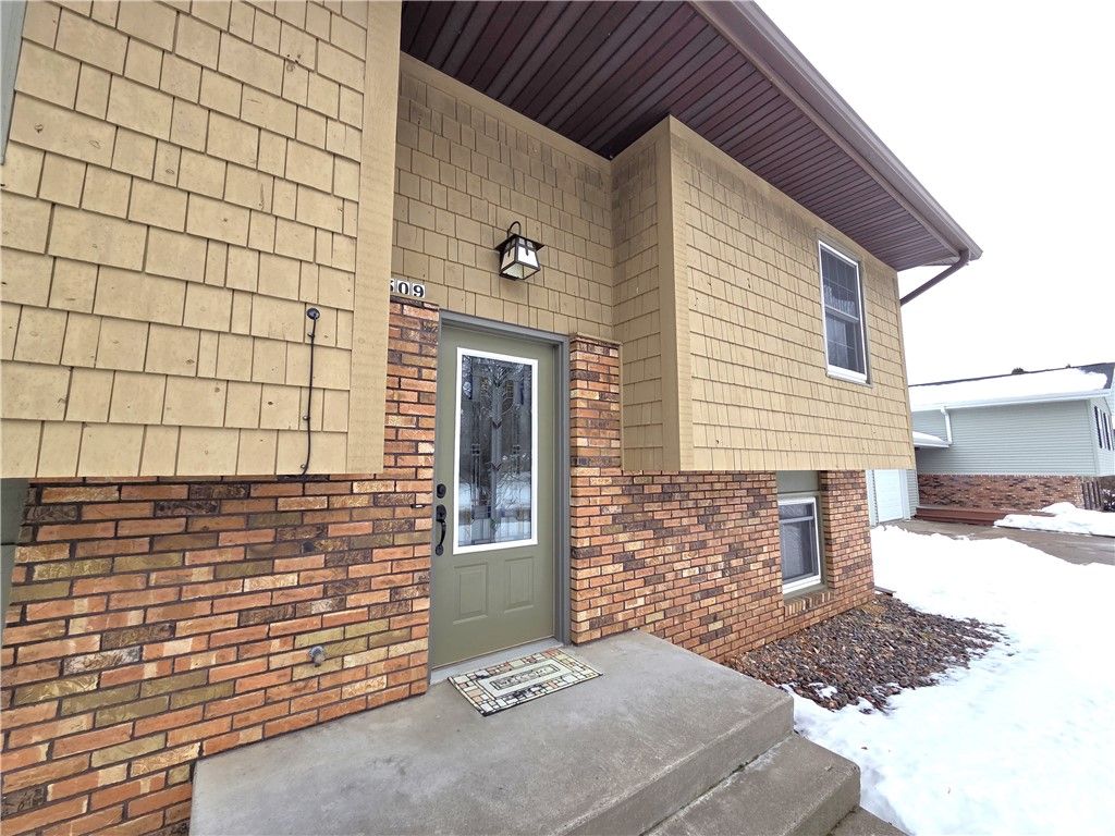 Photo of 309 Linden Avenue, Rice Lake, WI 54868 (MLS # 1597544)