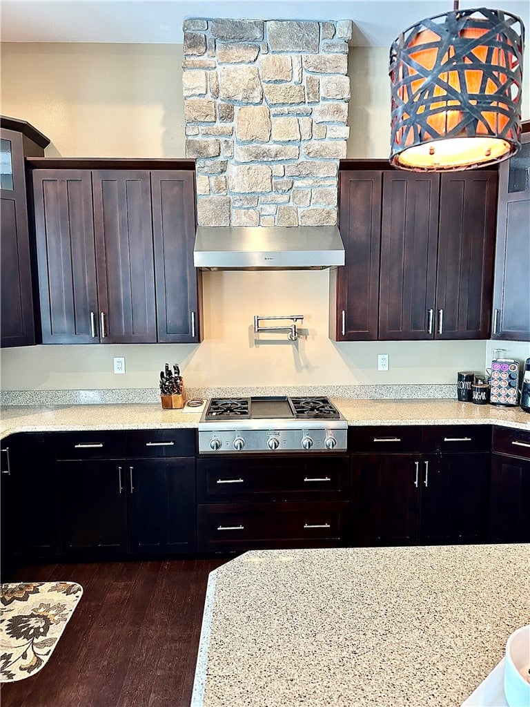 1747 Drinkman Ln, Eau Claire, WI, 54701, USA, 5 Bedrooms Bedrooms, ,4 BathroomsBathrooms,Residential,Active,1747 Drinkman Ln,1597943