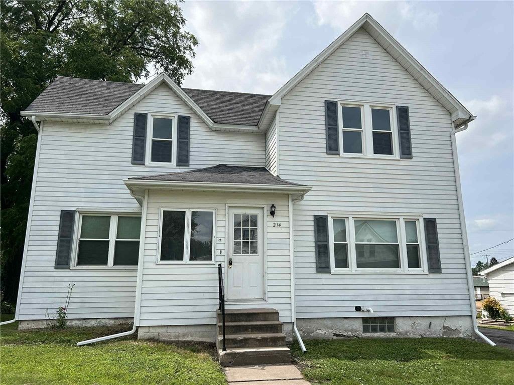 Photo of 214 Garfield Street, Stanley, WI 54768 (MLS # 1597614)