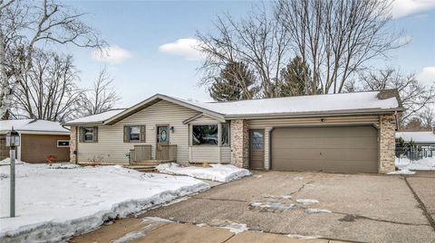 3352 McIvor Street Eau Claire WI 54701