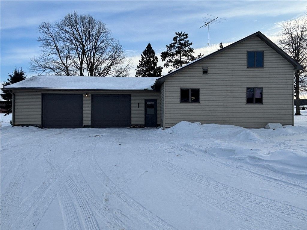 Photo of 2555 15th Street, Rice Lake, WI 54868 (MLS # 1598177)