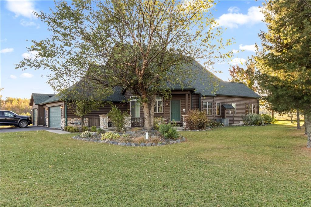 Photo of 9979 N Golf Villa Lane, Hayward, WI 54843 (MLS # 1596306)