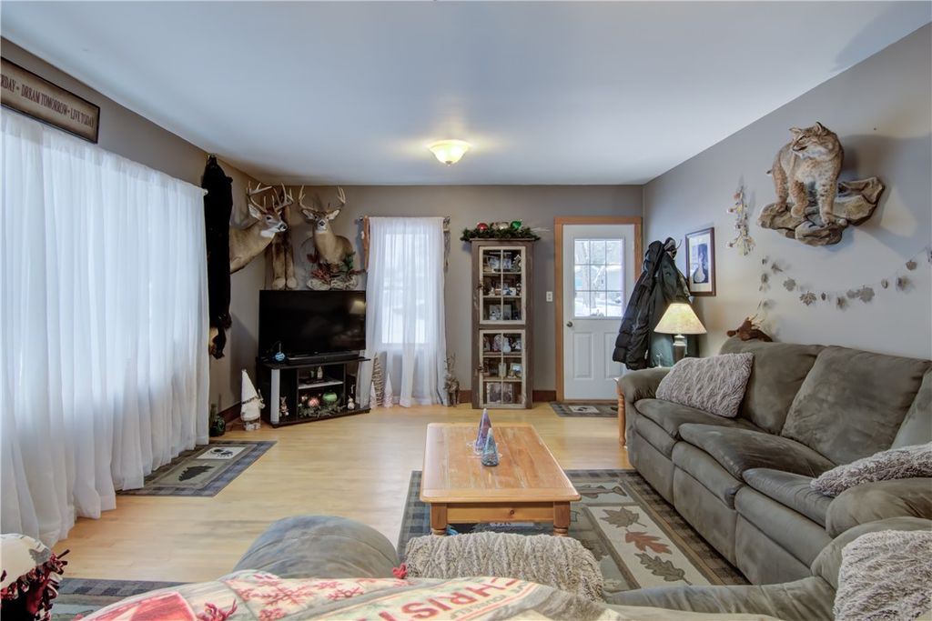 Photo of 701 W 4th Street, Neillsville, WI 54456 (MLS # 1597362)