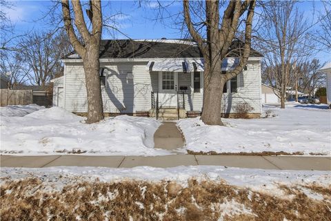 528 W Elm Street Chippewa Falls WI 54729