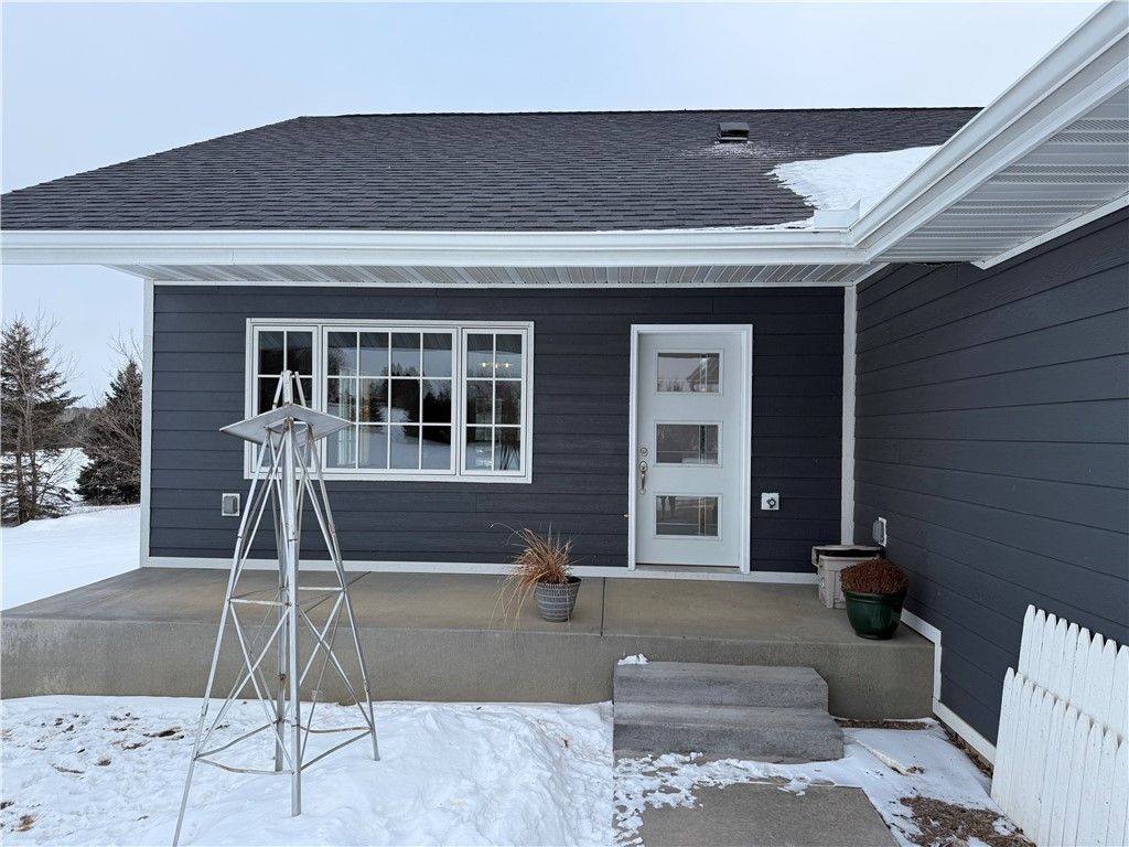 Photo of N8228 940th Street, Colfax, WI 54730 (MLS # 1598265)