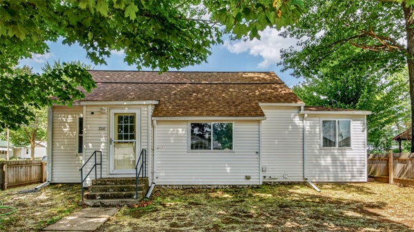 700 MAIN ST, CORNELL, WI 54732 - Image e2b35794ea80a35b26bcb831717c34e9/676101748