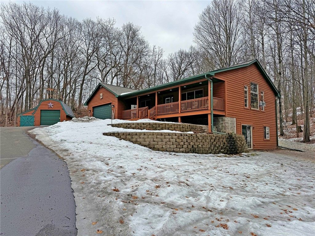 Photo of 1012 Sunrise Road, St Croix Falls, WI 54024 (MLS # 1598902)