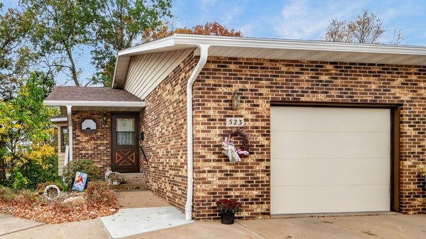 523 GOLDSMITH ST, CHIPPEWA FALLS, WI 54729 - Image ec63f4d0f8fb3b4844342f7aaf2fb055/644245657