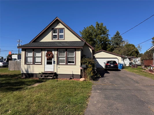 15 E SCHNEIDER ST, RICE LAKE, WI 54868 - Image f02e7cbbf39b1e492bc630fa28aaba9b/3141797500
