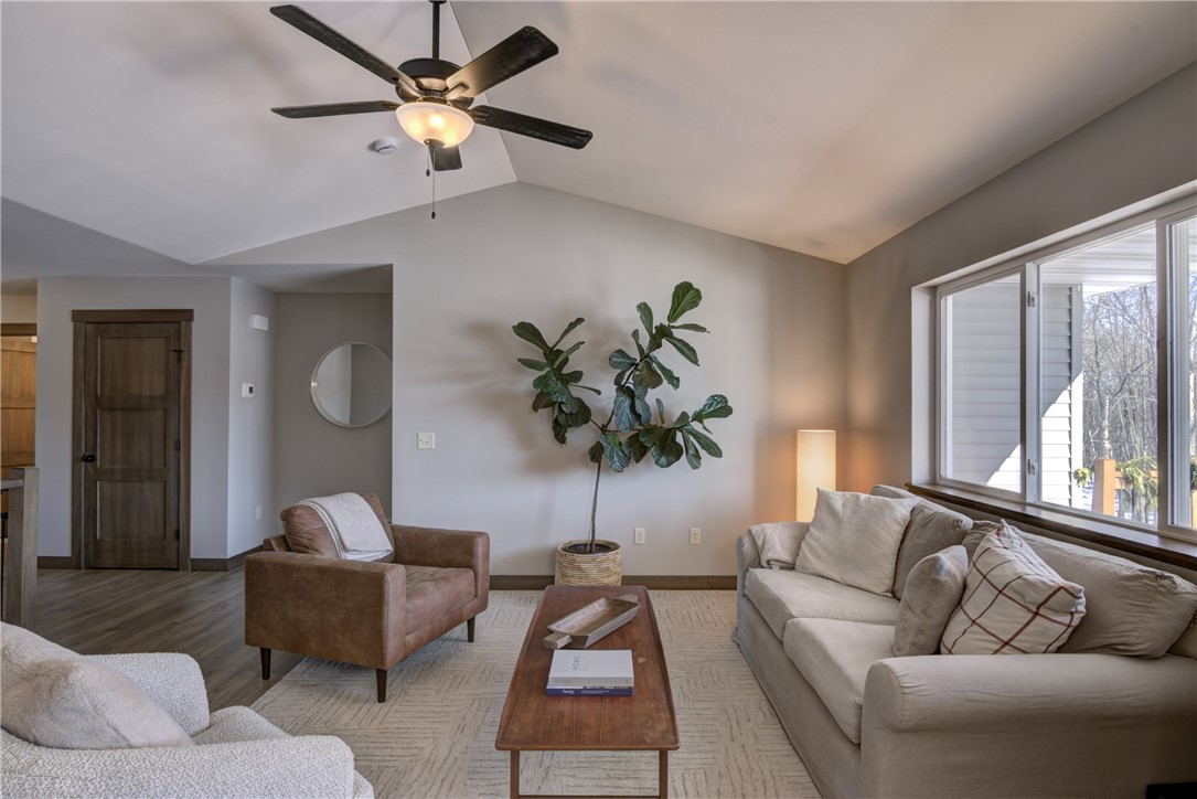 506 Hagman Street 25