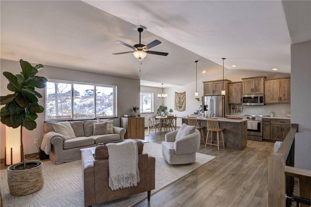 Photo of 506 Hagman Street 25 #25, Eau Claire, WI 54703 (MLS # 1597902)