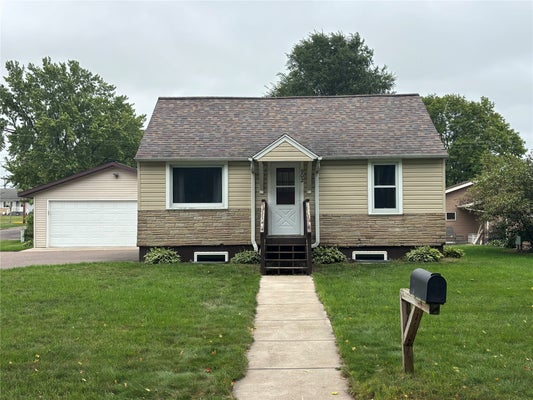 902 QUEEN ST, BLOOMER, WI 54724 - Image f763ff93dbab6bd2be2509eee2065e4e/3459840210