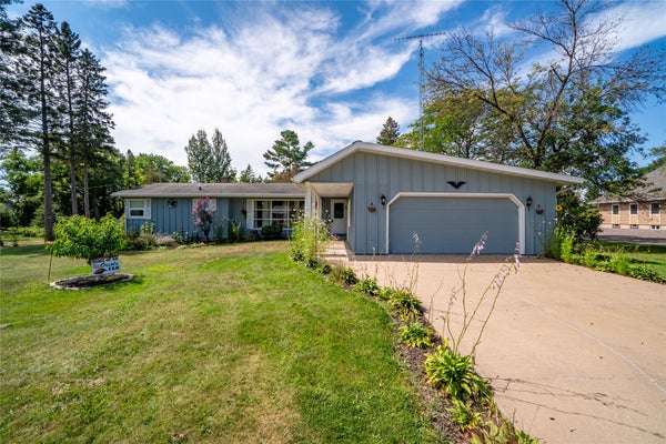 643 MADISON ST, STANLEY, WI 54768 - Image f81a47fd2dd324c8d6314e7333f5314a/180611455