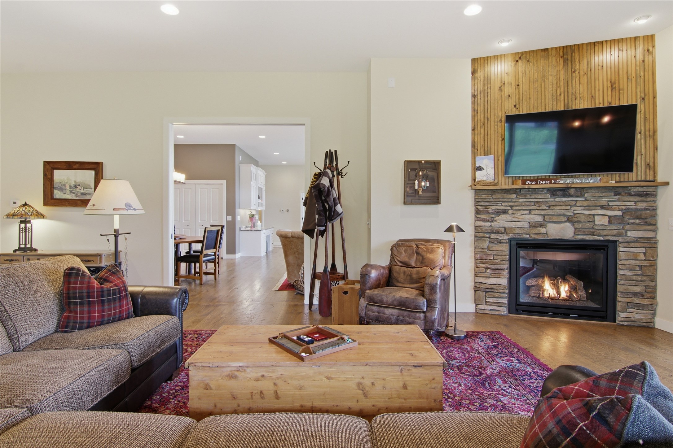 Hayward, Wisconsin, 54843, United States, 3 Bedrooms Bedrooms, ,3 BathroomsBathrooms,Residential,Active,2052128