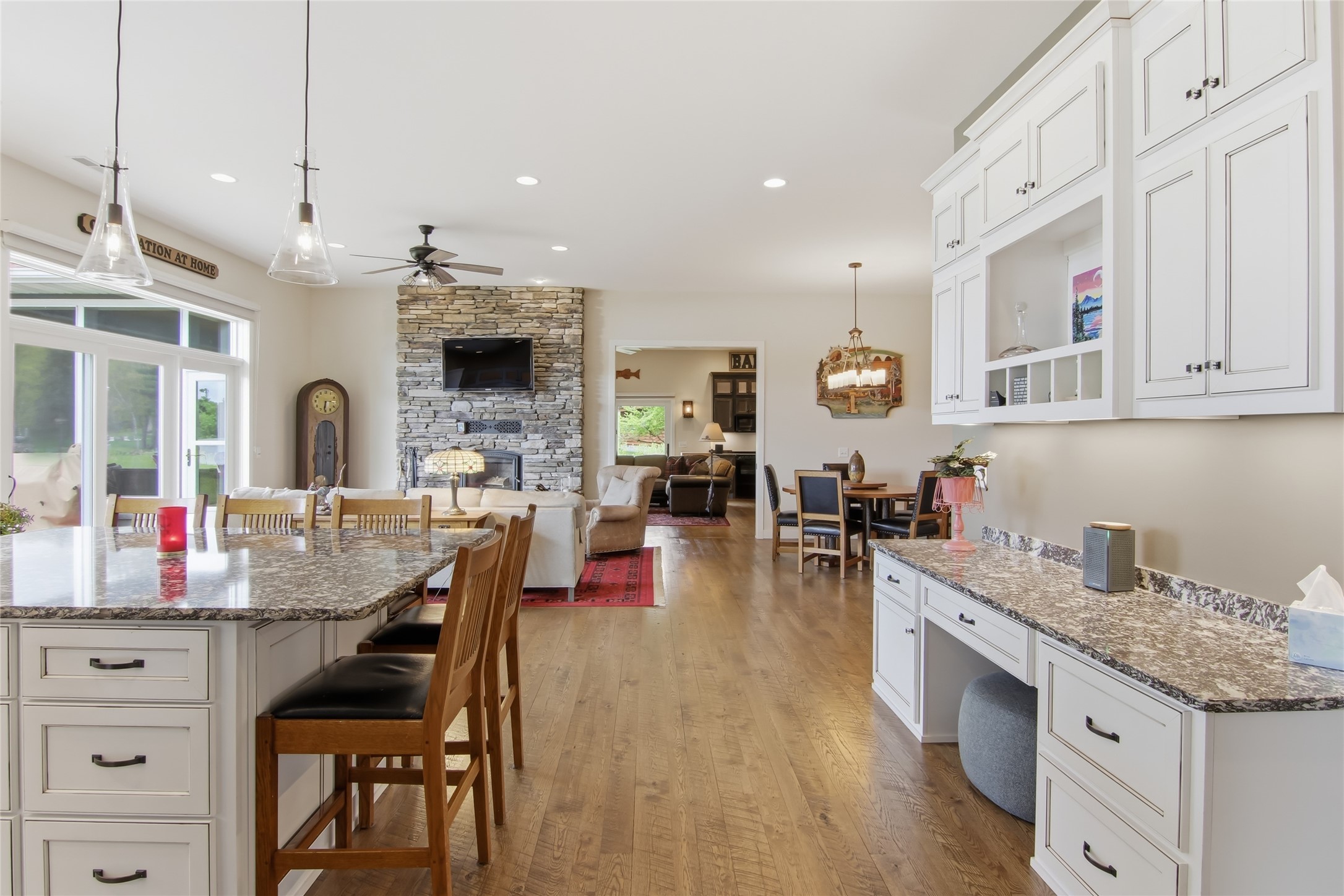 Hayward, Wisconsin, 54843, United States, 3 Bedrooms Bedrooms, ,3 BathroomsBathrooms,Residential,Active,2052128