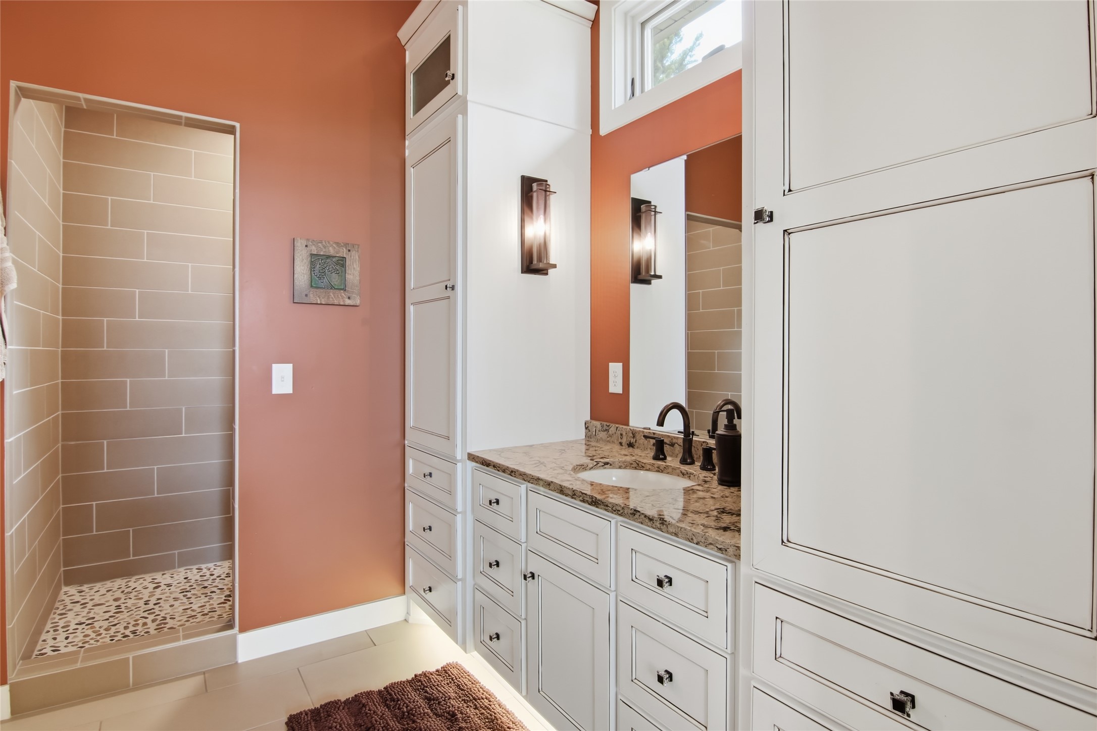 Hayward, Wisconsin, 54843, United States, 3 Bedrooms Bedrooms, ,3 BathroomsBathrooms,Residential,Active,2052128