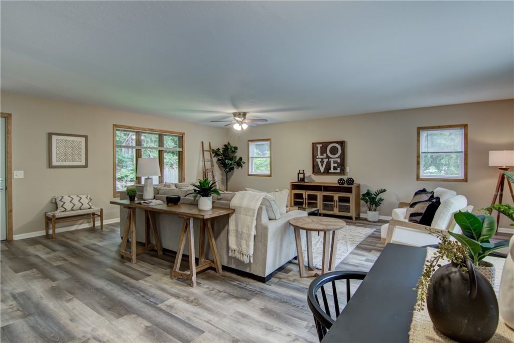 Photo of 1612 11th Street, Eau Claire, WI 54703 (MLS # 1597875)