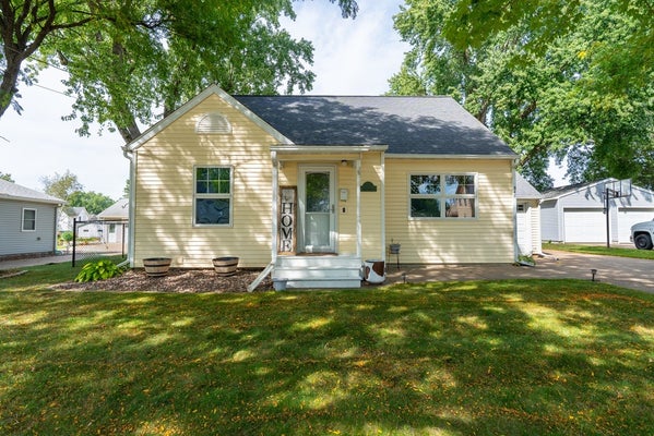 548 W HUDSON ST, MONDOVI, WI 54755 - Image fef85d091df643d918664b2a3de77ea8/229351936