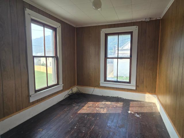 Warren, Pennsylvania 16365, United States, 3 Bedrooms Bedrooms, ,1 BathroomBathrooms,Residential,Active,194966