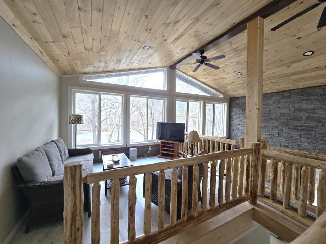 Tidioute, Pennsylvania 16351, United States, 1 Bedroom Bedrooms, ,2 BathroomsBathrooms,Residential,Active,96356