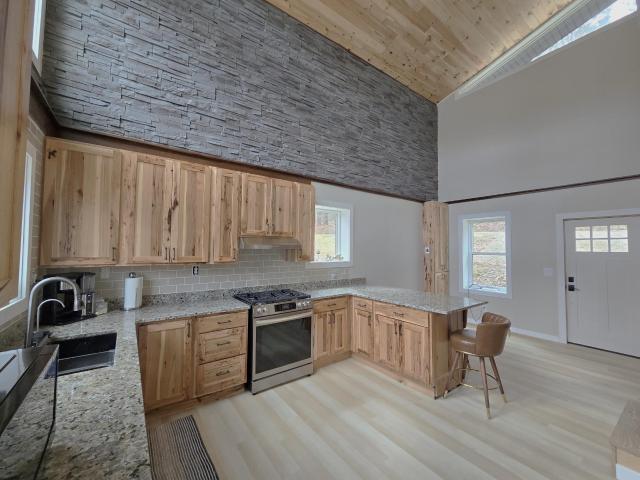 Tidioute, Pennsylvania 16351, United States, 1 Bedroom Bedrooms, ,2 BathroomsBathrooms,Residential,Active,96356