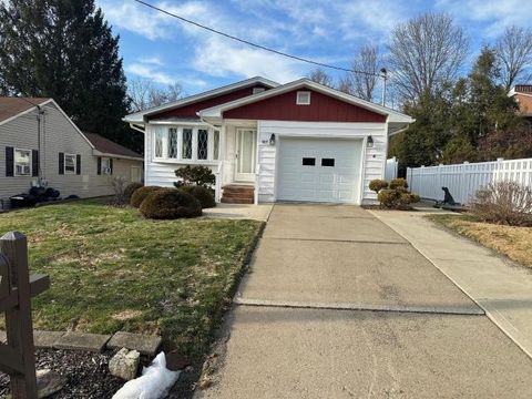 Homes For Sale - 307 Monroe Street<br/> Warren, PA 16365