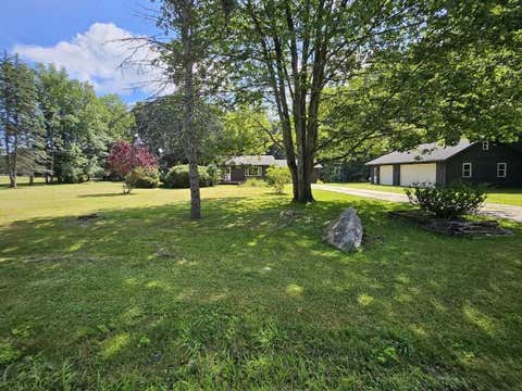 Homes For Sale - 8150 Scandia Road<br/> Warren County, Russell, PA 16345