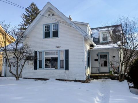 Homes For Sale - 204 Jackson Avenue<br/> Mckean County, Bradford, PA 16701