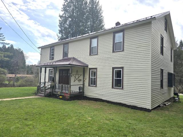 Kane, Pennsylvania 16735, United States, 4 Bedrooms Bedrooms, ,2 BathroomsBathrooms,Residential,Active,113920