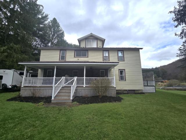 Kane, Pennsylvania 16735, United States, 4 Bedrooms Bedrooms, ,2 BathroomsBathrooms,Residential,Active,113920