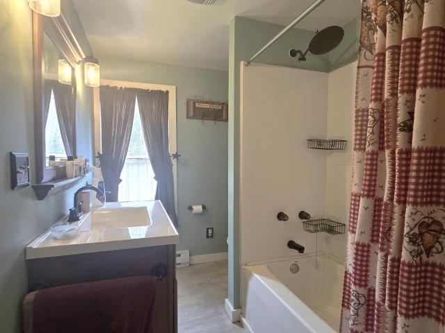 Kane, Pennsylvania 16735, United States, 4 Bedrooms Bedrooms, ,2 BathroomsBathrooms,Residential,Active,113920