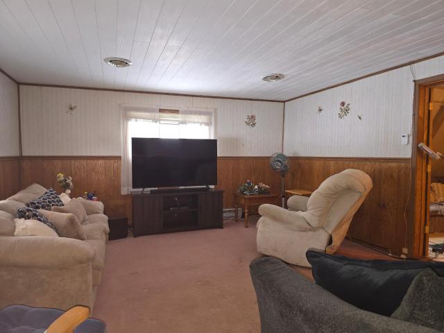 Sheffield, Pennsylvania 16347, United States, 2 Bedrooms Bedrooms, ,1 BathroomBathrooms,Residential,Active,13509