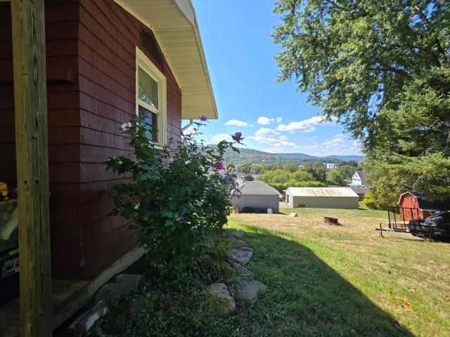 Warren, Pennsylvania 16365, United States, 2 Bedrooms Bedrooms, ,2 BathroomsBathrooms,Residential,Active,217189