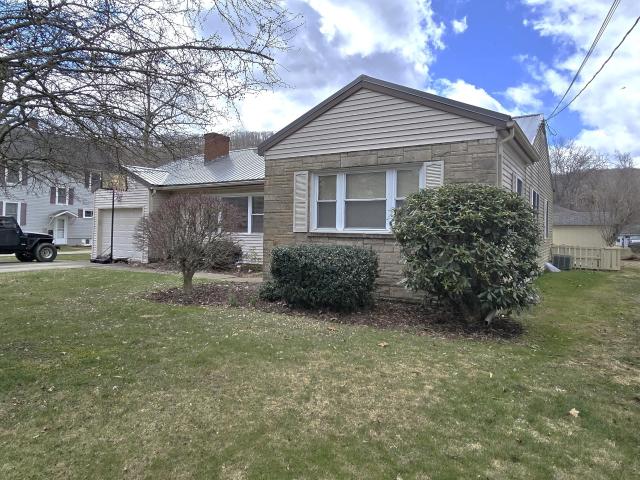Warren, Pennsylvania 16365, United States, 3 Bedrooms Bedrooms, ,2 BathroomsBathrooms,Residential,Active,100246