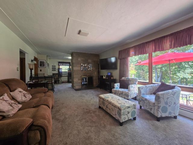 North Warren, Pennsylvania 16365, United States, 5 Bedrooms Bedrooms, ,3 BathroomsBathrooms,Residential,Active,212271