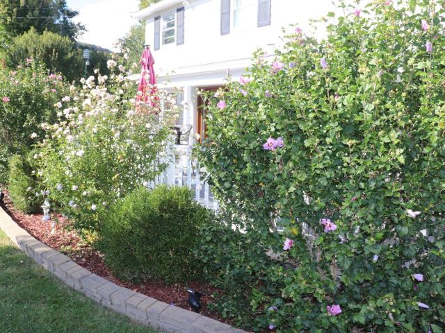 North Warren, Pennsylvania 16365, United States, 5 Bedrooms Bedrooms, ,3 BathroomsBathrooms,Residential,Active,212271