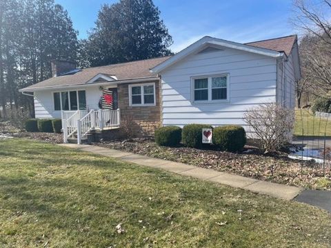 413 North Main Street, Russell, PA 16345 - #: 13329