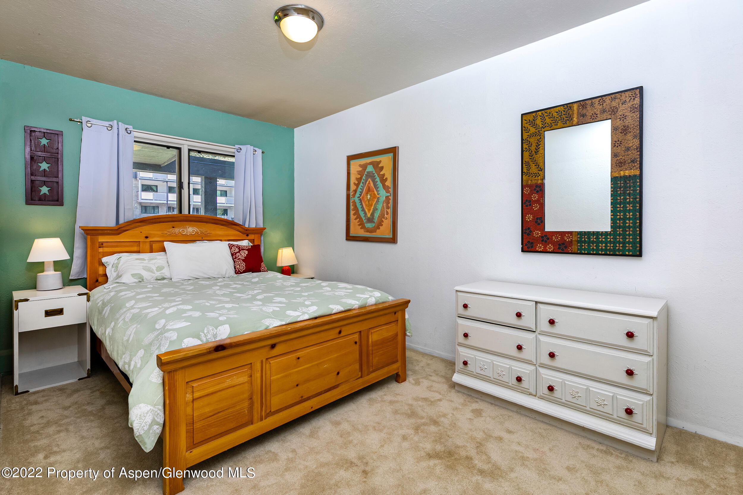 Aspen, Colorado 81611, United States, 3 Bedrooms Bedrooms, ,2 BathroomsBathrooms,Residential,Active,173958